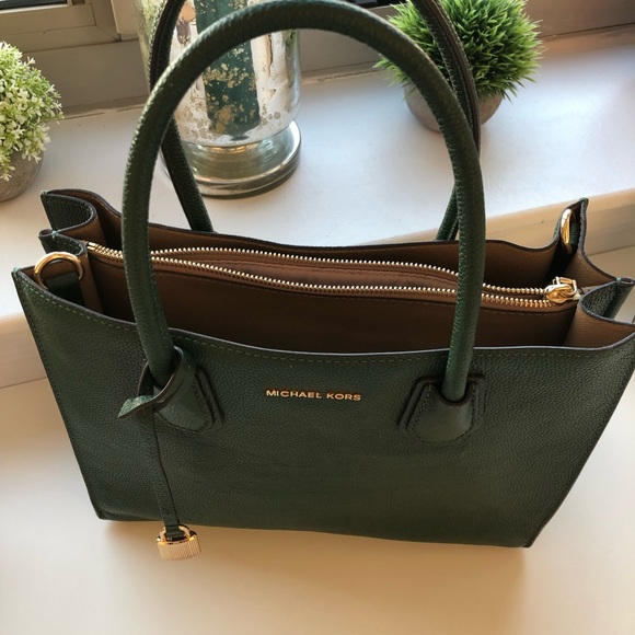 Michael Kors Mercer Tote - Picture 3 of 3